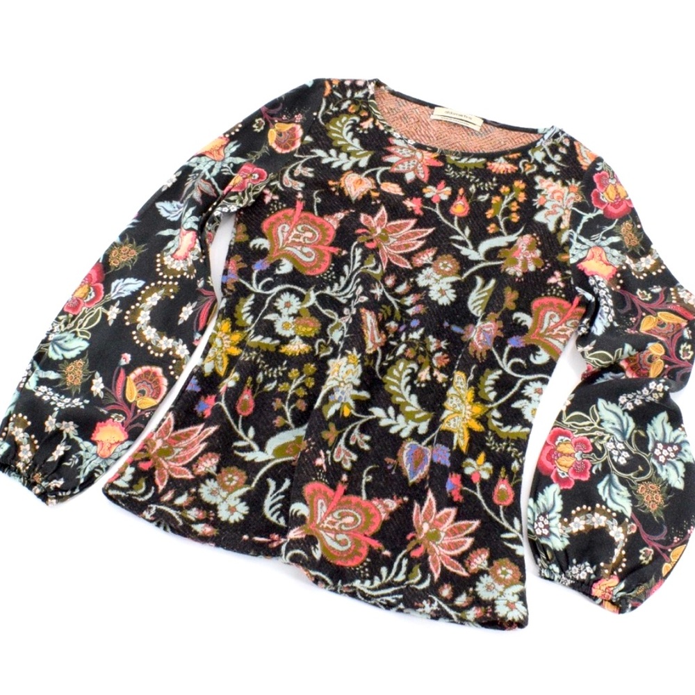 EUC — Aldomartins Black Floral Knit Sweater 6
